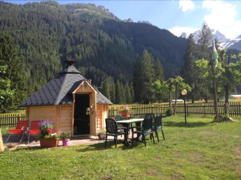 Hotel Stella Alpina Falcade Exterior photo