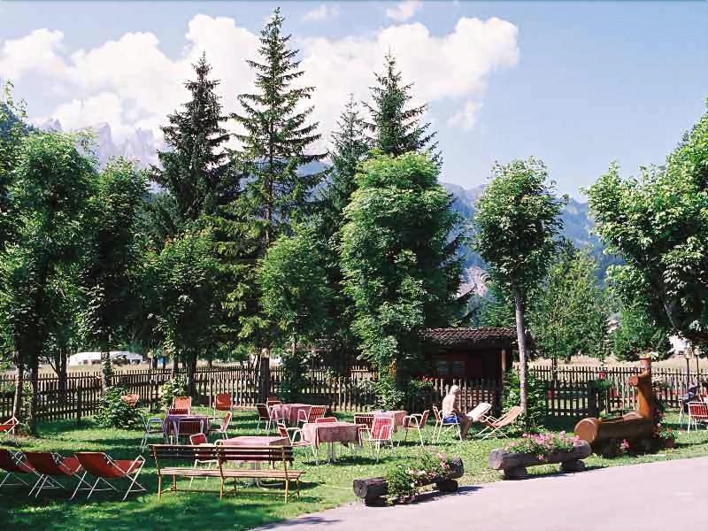 Hotel Stella Alpina Falcade Exterior photo