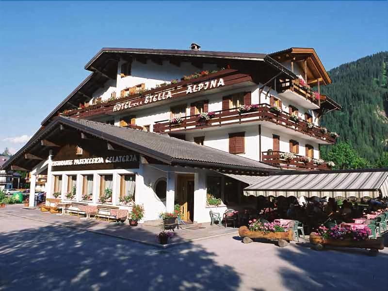 Hotel Stella Alpina Falcade Exterior photo