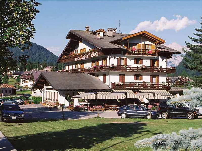 Hotel Stella Alpina Falcade Exterior photo